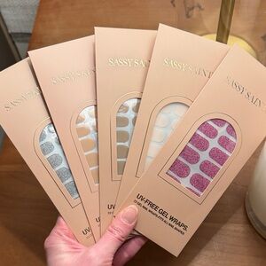 NWT Sassy saints UV free gel wraps for nails